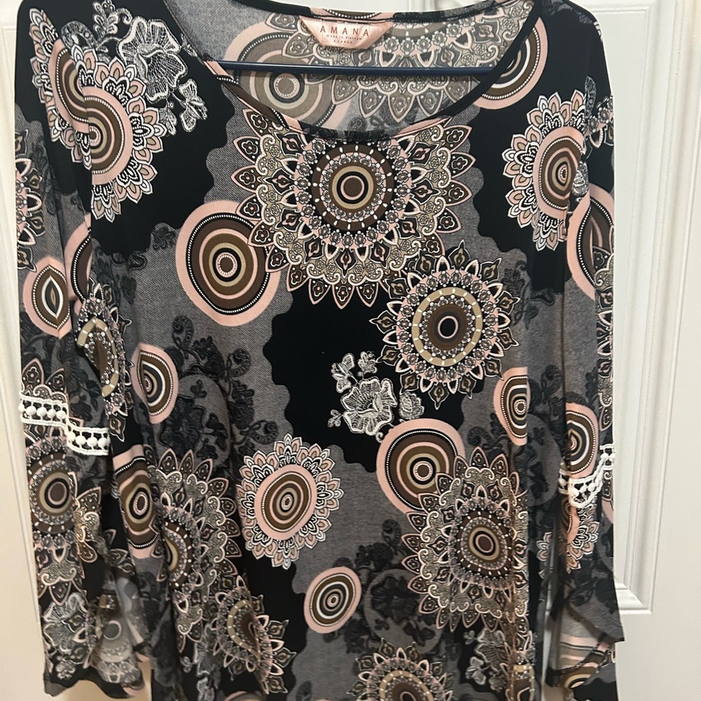 Amiana Black and Pink Mandala Women's Blouse
